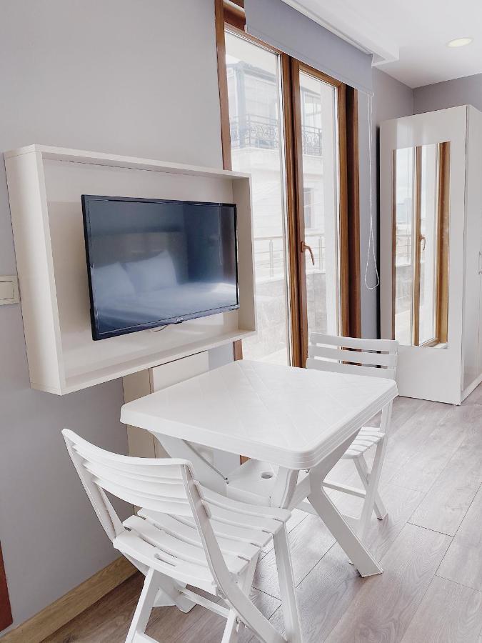 First Apart Apartment Istanbul Bagian luar foto