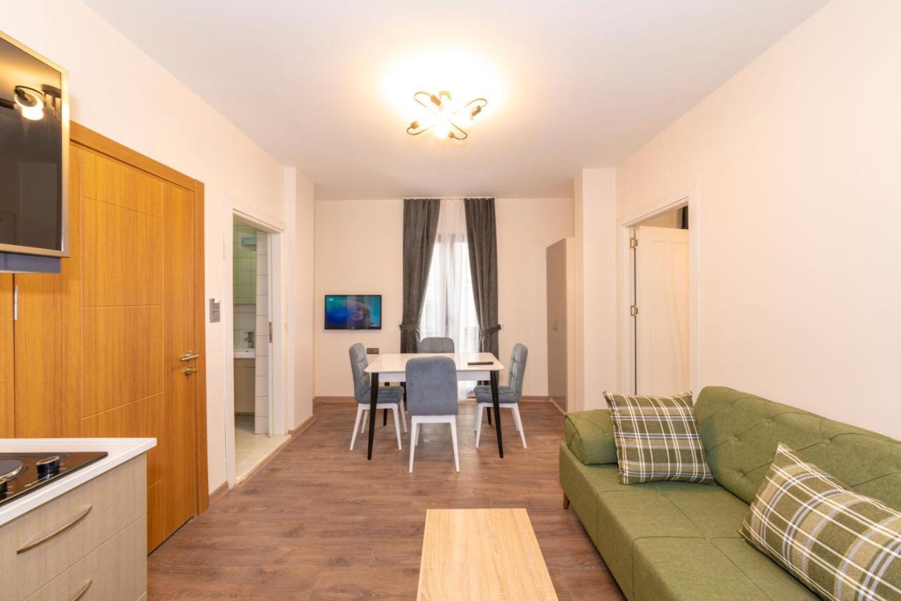 First Apart Apartment Istanbul Bagian luar foto