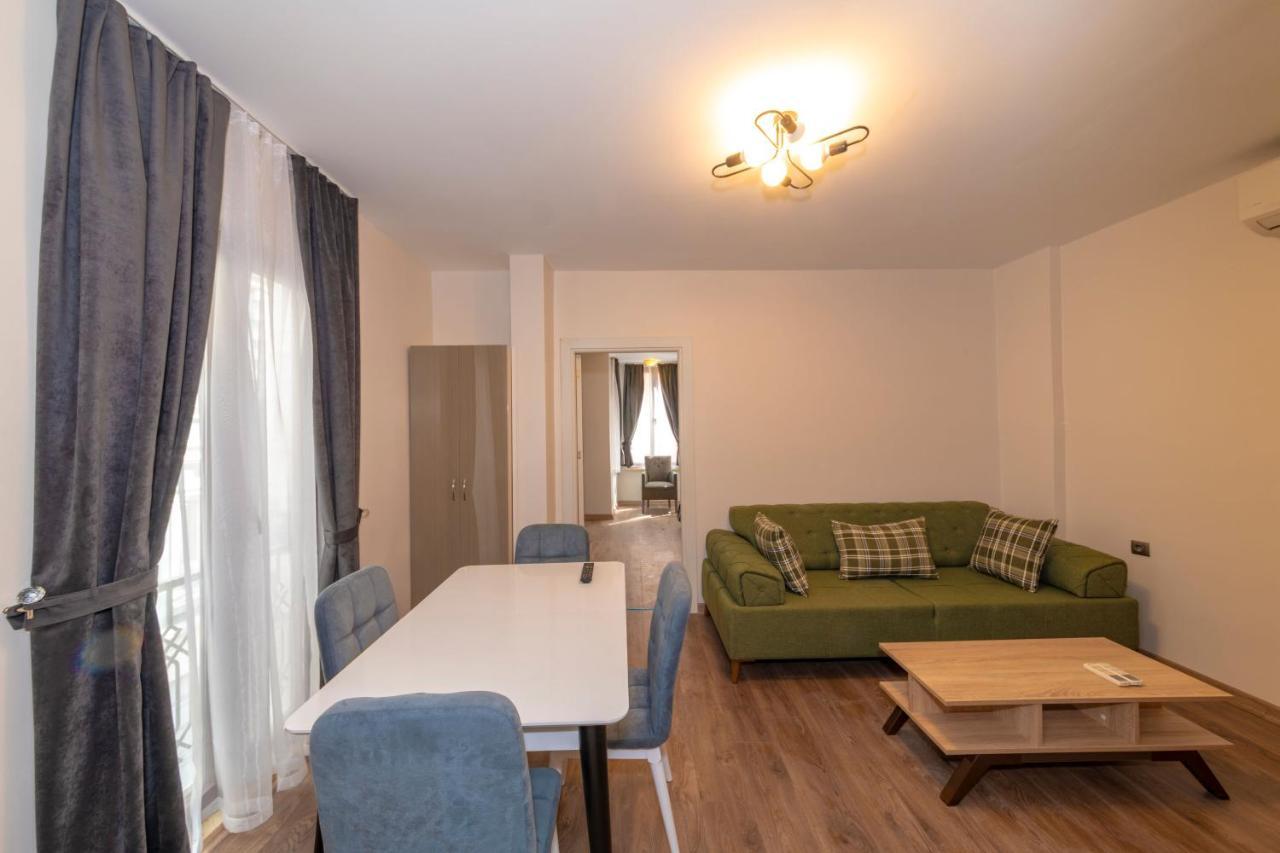 First Apart Apartment Istanbul Bagian luar foto